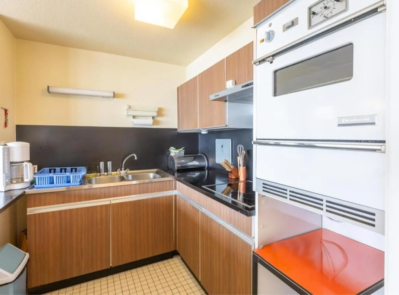 Cozy 2-Bedroom Apartment With Stunning Sea View T77 Остенде